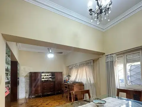 Gavilan 1200, Piso PB