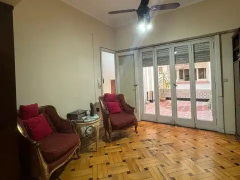 Depto Tipo Casa en Venta en Caballito, USD 159.000