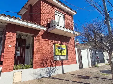 PH 4 AMB AL FRENTE CON ENTRADA INDIVIDUAL, PATIO Y PARRILLA.REF:861