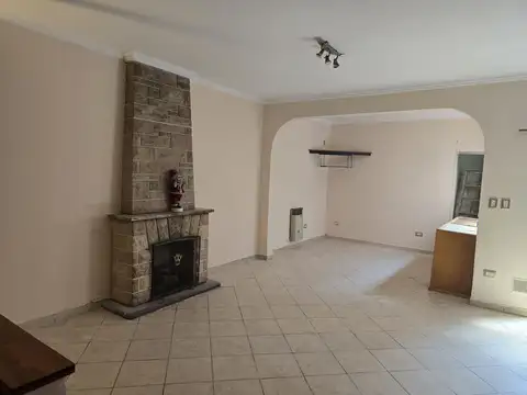 Depto Tipo Casa en Venta de 3 dormitorios