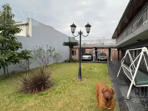 Casa en Venta en Lomas De Zamora, USD 450.000