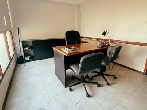 Oficina en Alquiler en Centro, $ 350.000