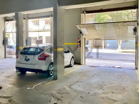 VENTA - Cochera cubierta en Villa Urquiza