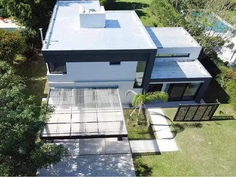 Casa en Venta de 5 dormitorios