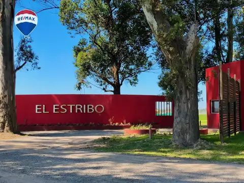 LOTE CENTRAL 1.315 M2 BARRIO EL ESTRIBO TRES PINOS