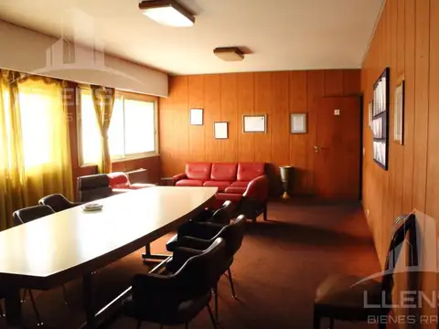 Local en Venta 50 años