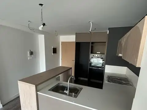 AV. FRANCISCO ACUÑA DE FIGUEROA 1200, Piso 1