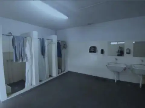 Galpon en Venta 20  mts Frente