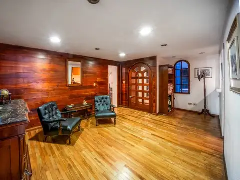 Oficina 4 ambientes con 1 baño