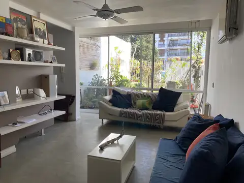 Depto Tipo Casa en Venta 50 años