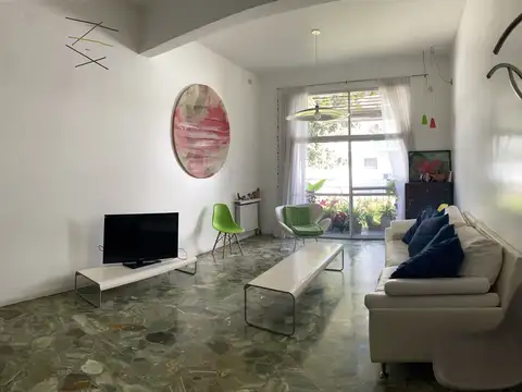 Zarraga 3400, Piso 1y2