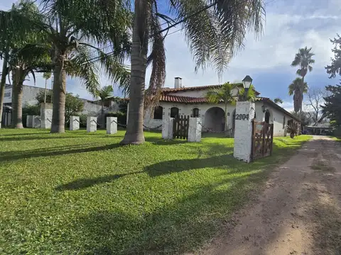 Casa de 3 dormitorios sobre Ruta 39