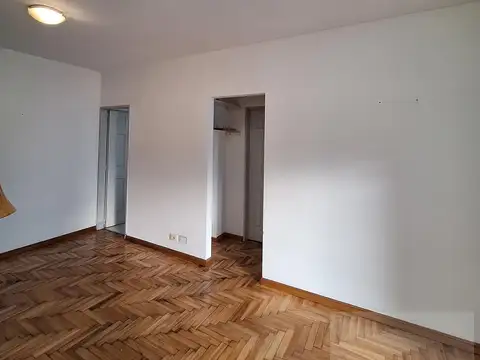 Departamento en Alquiler en Olivos Vias/Maipu, $ 690.000