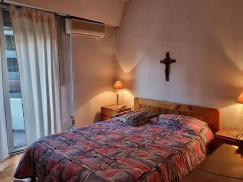 SE VENDE DPTO 2 AMB AL FRENTE CON BALCON PISO 7 EN BARRIO NORTE