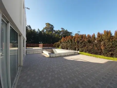 CHALET DE CATEGORIA EN RUMENCO