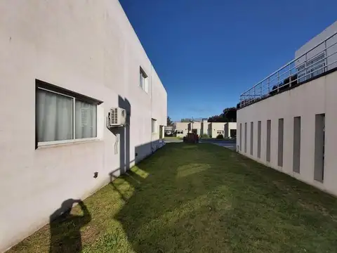 CHALET CON PISCINA EN RUMENCO