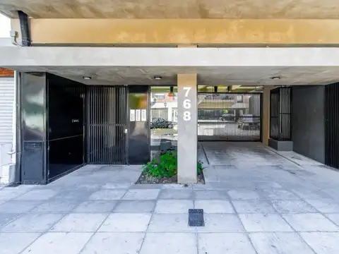 Av. Italia 700 , Piso 6