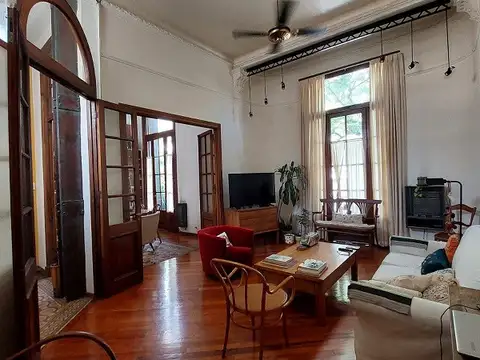 Depto.tipo casa de 4 ambientes en Venta en Almagro