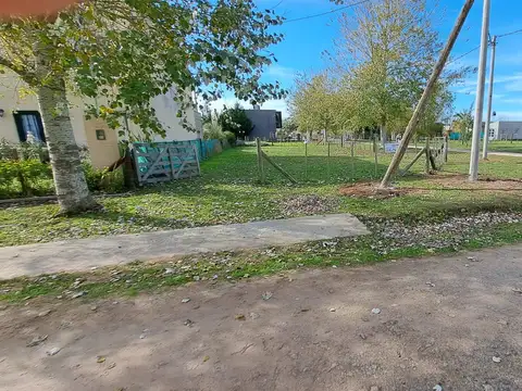 Terreno en VENTA. DOMSELAAR CHICO, CLUB DE CAMPO.