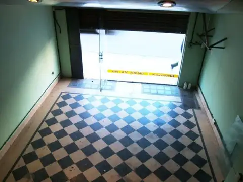 Local en Venta 70 años