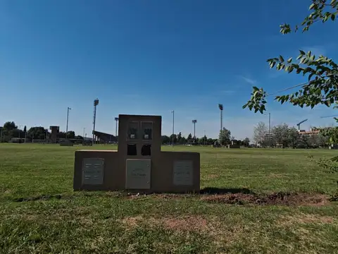 Terreno en Venta 22  mts Fondo