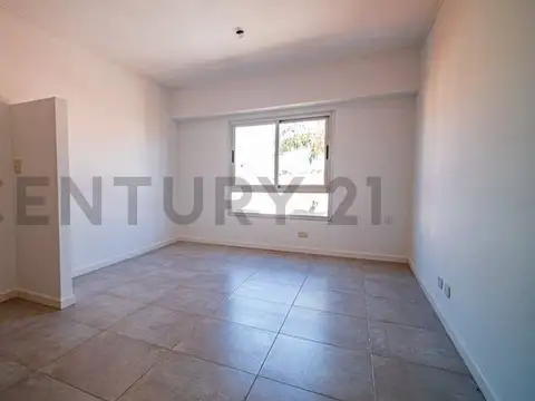 Depto Tipo Casa en Alquiler en Ramos Mejia, $ 450.000