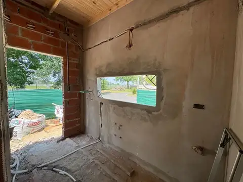 VENTA CASA 4 AMB. - B. SAN RAMON - PILAR DEL ESTE