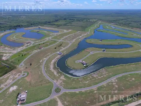 Lote interno en venta en El Naudir