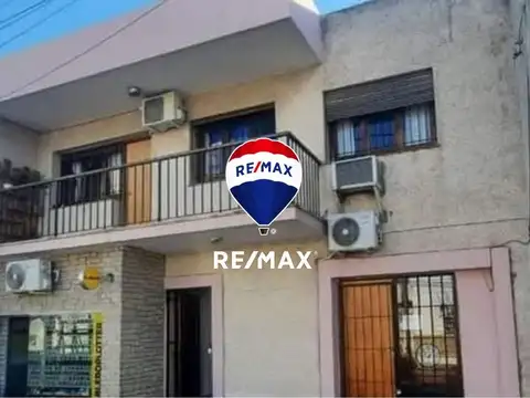 CASA CON 8 OFICINAS VENTA MACROCENTRO