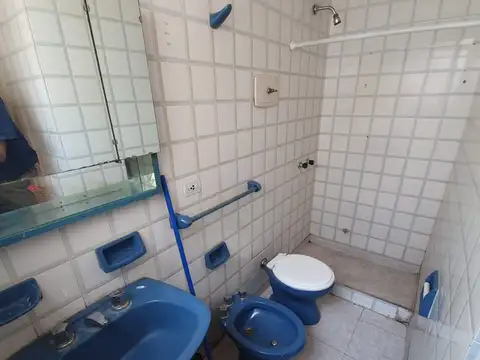 MONOAMBIENTE  - LUMINOSO - SOBRE AVENIDA BOYACA - A METROS DE AVENIDA AVELLANEDA -