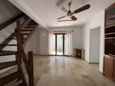 Casa en Alquiler en Villa Belgrano, $ 1.950.000