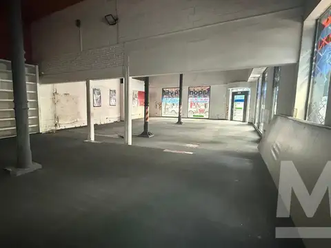 Local en Alquiler 60 años
