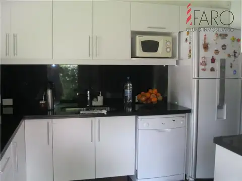 Casa en Pinares, 3 dormitorios *