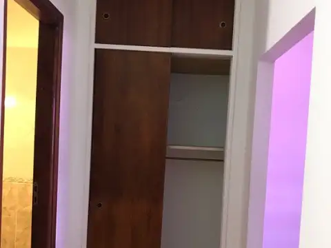 Departamento en Alquiler en Lomas De Zamora, $ 230.000