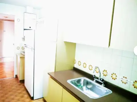 Departamento en Alquiler en Almagro, $ 880.000