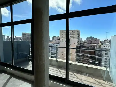 Oficina en Alquiler con 1 cochera