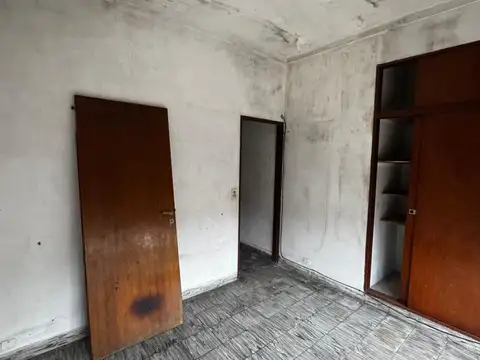 4 DEPARTAMENTOS A REFACCIONAR  ITUZAINGO NORTE INVERSOR