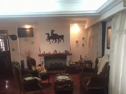 Casa en Venta en Villa Pueyrredon, USD 980.000