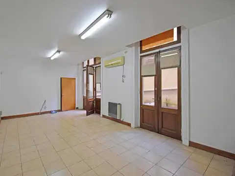 Hipólito Yrogoyen 900