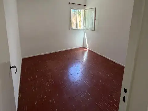 Departamento en Alquiler en Campana, $ 600.000