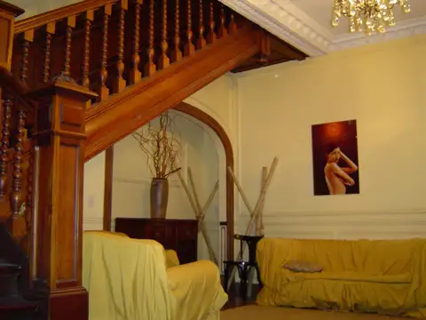 Casa en Alquiler 90 años