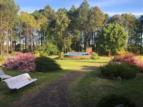 Casa 5 ambientes con 4 baños