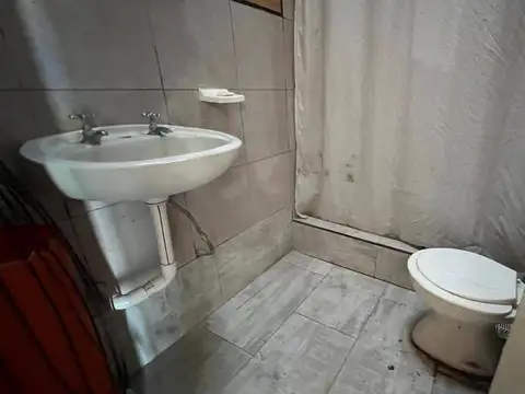 Casa 3 ambientes con 2 baños