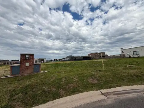 Terreno en Venta en Pilar Del Este - Santa Elisa, USD 43.000