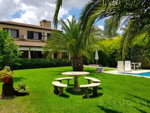 Venta Casa - Barrio Robles del Monarca - APTO CRÉDITO
