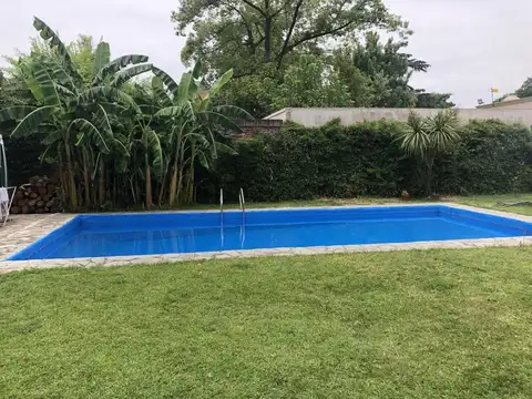 Casa 5 ambientes con 3 baños