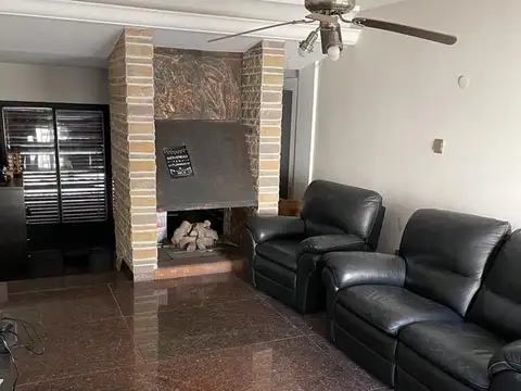 Carlos M Ramirez 2500