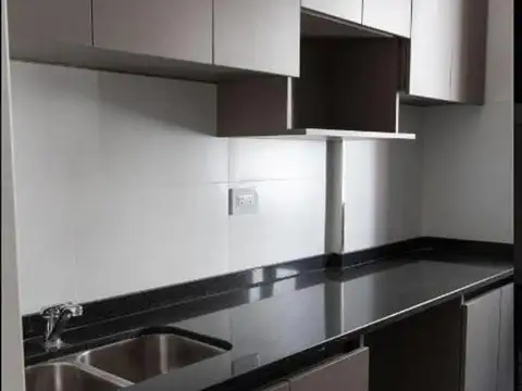 Velez Sarfield 700, Piso 1