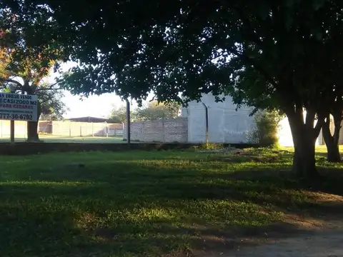 TERRENO IDEAL PARA POSADA EN ESQUINA CORRIENTES