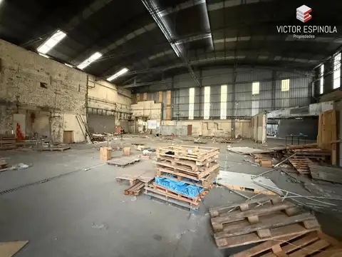 Galpon en Alquiler en Villa Lynch, USD 8.000